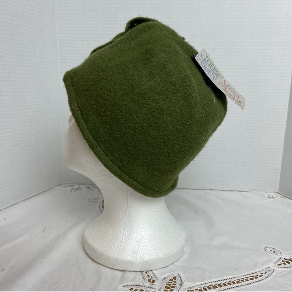 D&Y Wool Winter Hat W/Silver Studs W/Bow Army Green One Size - Picture 3 of 5